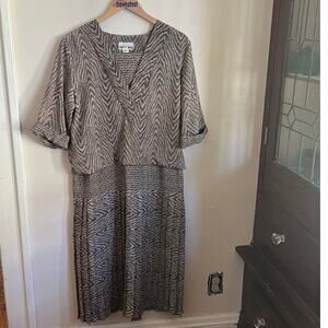 80s Vintage Beige & Black Perceptions Animal Print Midi Dress Size 10 Pleated